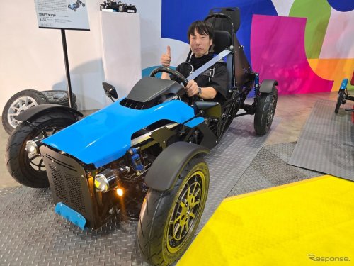 原付スポーツカーを受注生産！日本一周4万6000km走破の実力、ICOMAが提案する「おもちゃ箱」のようなモビリティ…ジャパンモビリティーショー2025