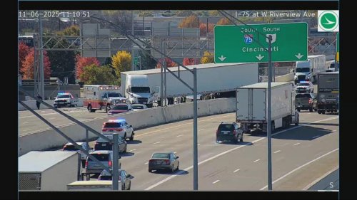 1 killed in multi-vehicle crash involving Amazon semi on I-75 NB