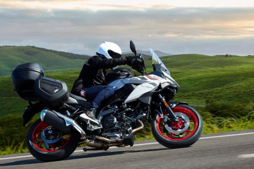 スズキが新型バイク「SV-7GX」を発表 排気量645ccのアドベンチャーモデル