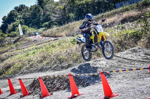 新型『DR-Z4S』は400ccのバイクだけどオフロードでは「1000ccスーパースポーツ」のようなものだと思う【SUZUKI DR-Z4S／DRZ-4SM 試乗インプレ・レビュー DR-Z4S④】