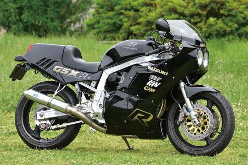 大鶴義丹さんの初期型GSX-R再構築への持論と その答え合わせに見る油冷の現在地・テクニカルガレージRUN