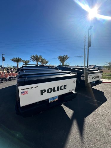 Las Vegas police unveil new Cybertruck fleet