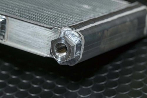 大鶴義丹さんの初期型GSX-R再構築への持論と その答え合わせに見る油冷の現在地・テクニカルガレージRUN