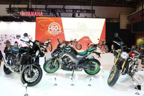 カワサキが「Z900RS」シリーズ2台を世界初公開！伝統と革新をテーマに革新的モデル＆技術を展示〈ジャパンモビリティショー2025 kawasakiブース紹介〉