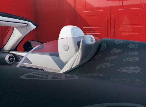 メルセデス・マイバッハの2シーターオープンモデル「SL680モノグラムシリーズ」発売