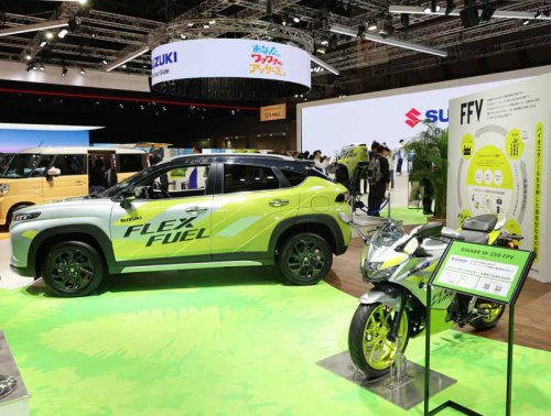 スズキ「ジクサーSF250 FFV」は植物由来の燃料も使用可能！ スポーティなのにサステナブルな新世代のバイク【ジャパンモビリティショー2025】