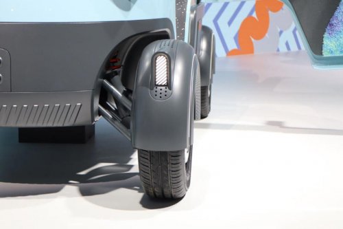 原チャリ以上、軽自動車未満…ダイハツ「ミゼットX」が便利そう!