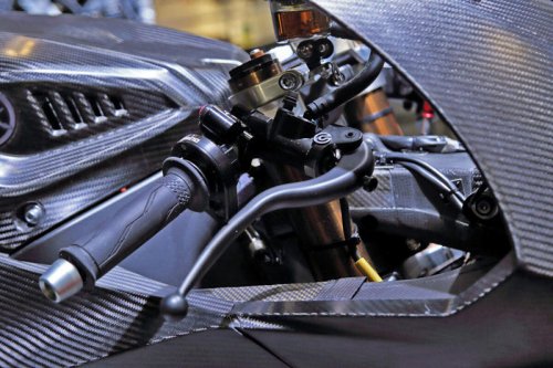 ヤマハの黒い三連星? 電動バイク3車種の詳細を実物で確認