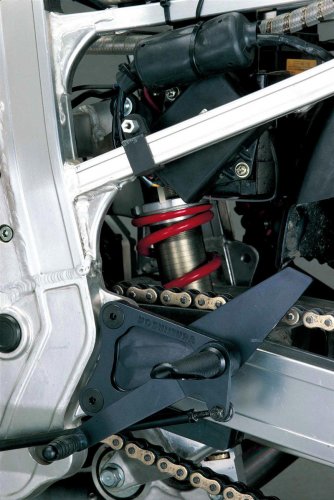 究極のコンプリートマシン・ヨシムラ「トルネード1200ボンネビル」（1987-88年）を解説｜GSX-R1100をベースとした世界最速のストリートバイクが誕生