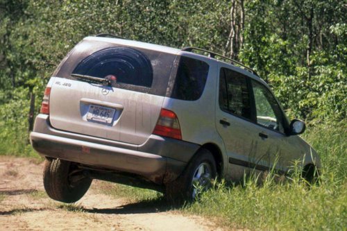 View Photos of the 1998 Mid-Size Off-Road SUV Comparison Test