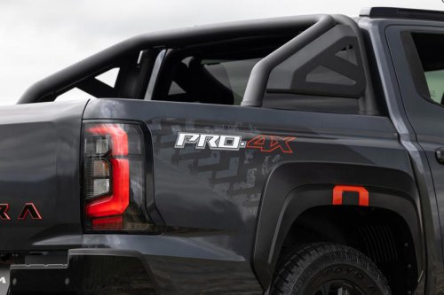 2.4Lディーゼル×新4WDで“本気の相棒”に進化！日産、新型ピックアップトラック「ナバラ」が豪州デビュー