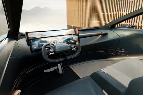 レクサス、LSの時代に終止符…“新しい感性”で未来を開く