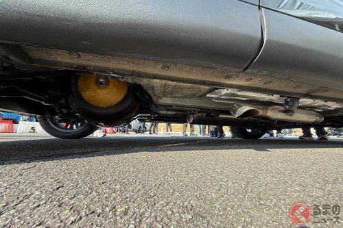 トヨタが凄い「カローラクロス」公開！ 水素エンジンの仕上がりは？ “ガソリン車と変わらない”走りの裏にある「仲間たち」の奮闘とは