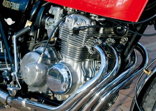 ホンダ「ドリームCB400FOUR」（1974年）当時の400ccクラスに唯一登場した4気筒スポーツモデル【空冷4発ヨンヒャク回顧録】