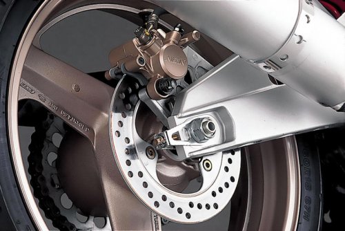 ホンダ「CBR400RR（NC23）」（1988年）｜エアロボディのCBR400R/NC23を元に車体を主に改良しRRを初めて名乗ったレプリカ