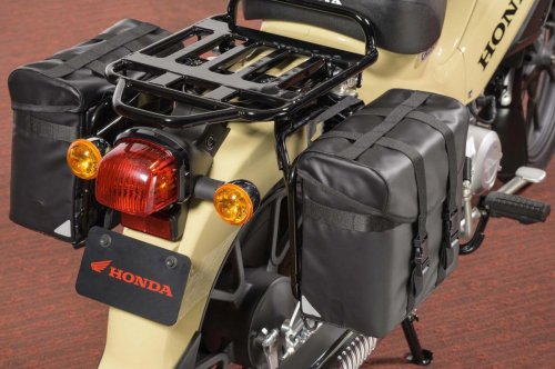 原付免許で125ccのバイクにも乗れる? ホンダの「新基準原付」適合スーパーカブはこれまでと何が違う?