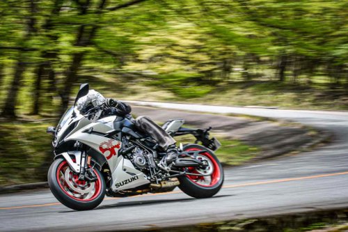 【失敗】フルカウル「GSX-8R」に「ネイキッドの軽快さ」を上乗せする実験は予想外の結果に…だけど思わぬ拾い物が?【SUZUKI GSX-8R ／ 試乗インプレ・レビュー 中編】