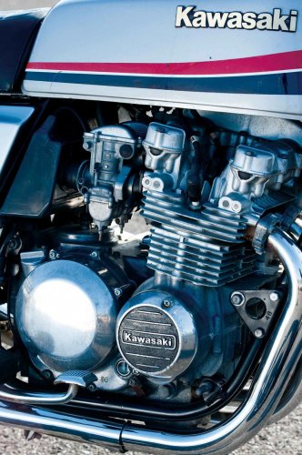 カワサキ「Z400FX」（1979年）カワサキ初の4気筒400ccエンジンを搭載して登場【空冷4発ヨンヒャク回顧録】