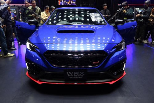 スバルがMT仕様の「WRX STI Sport #」ほかスペシャルモデルを出展【東京オートサロン2026】