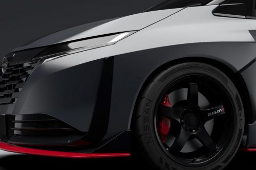 日産が「オーラNISMO RSコンセプト」と「フェアレディZ」の2027年モデルを初披露【東京オートサロン2026】