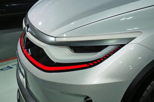 フォルクスワーゲンが「GTI」誕生50周年を記念しBEV「ID. GTIコンセプト」を国内初披露【東京オートサロン2026】