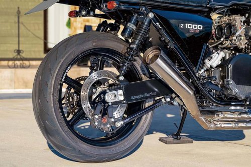 アニーズ Z1-R（カワサキ Z1-R）変わるカラーと17インチ化でスタイリッシュに【Heritage&amp;Legends】