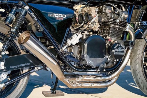 アニーズ Z1-R（カワサキ Z1-R）変わるカラーと17インチ化でスタイリッシュに【Heritage&amp;Legends】