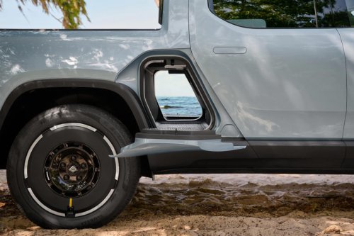 1,025-hp Rivian R1T quad pickup serves up tech and quirky personality