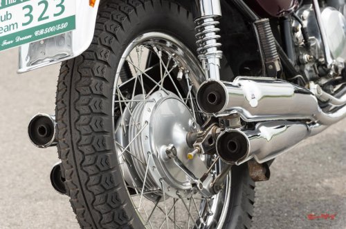 【ホンダドリームCB500FOUR（1971）回顧試乗】渋く速い大人の4気筒を味わう