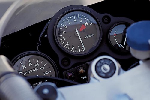 カワサキ「ZXR250（ZX250A）」（1989年）｜レプリカ分野の遅れを帳消しにするべく先進的かつ意欲的な技術をフル搭載