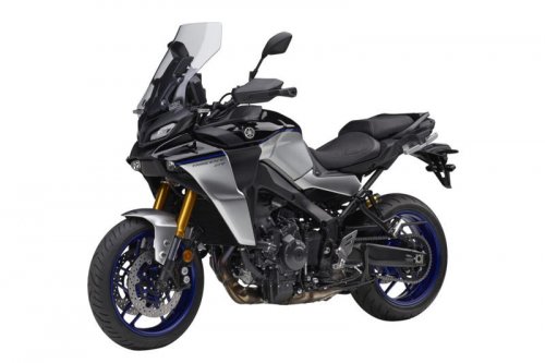 ツーリングの安心感が段違い! 燃料タンクが大きいバイクを国内4メーカーで調べてみた【最大容量】