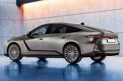 レクサスES、8年ぶりフルチェンジ! ついにEVを選んだ理由