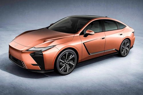 レクサスES、8年ぶりフルチェンジ! ついにEVを選んだ理由