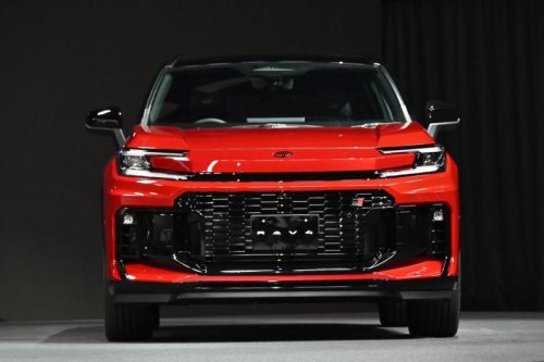 日本車PHEVはメーカーごとの個性が満載! 日本で買えるクルマを一挙紹介