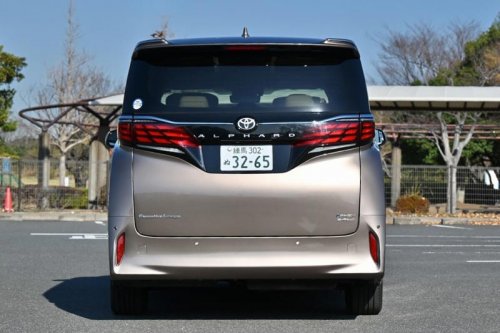 日本車PHEVはメーカーごとの個性が満載! 日本で買えるクルマを一挙紹介