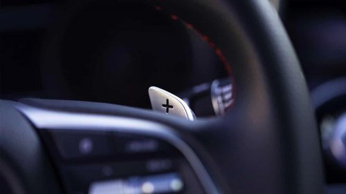 パドルシフトは飾りではなかった…AT車の燃費構造を変える操作