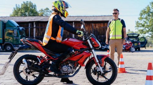 Motorcycle riding classes: What to consider before signing up