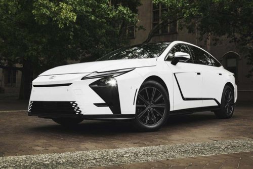 注目の新世代レクサスESのフライング受注がすでに始まっているのか、レクサスディーラーにこっそり訪ねた結果