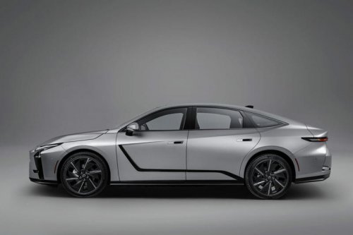 注目の新世代レクサスESのフライング受注がすでに始まっているのか、レクサスディーラーにこっそり訪ねた結果