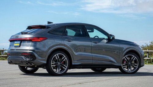 新型アウディSQ5試乗、第3世代は「走り」も「デジタル」も劇的進化! 時速100km／hまで4.5秒の加速に痺れた【試乗記】