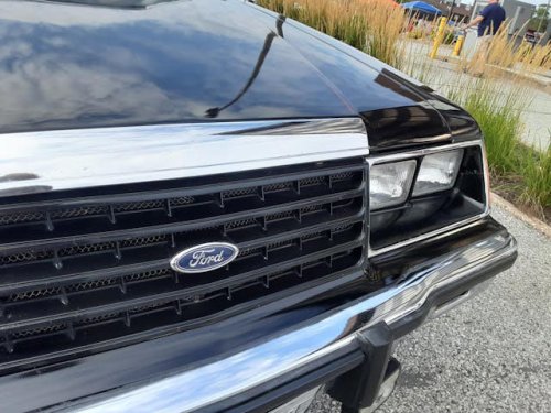 1986 Ford LTD: Foxy four-door