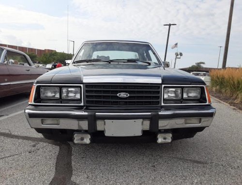 1986 Ford LTD: Foxy four-door