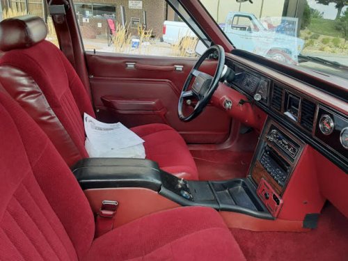 1986 Ford LTD: Foxy four-door
