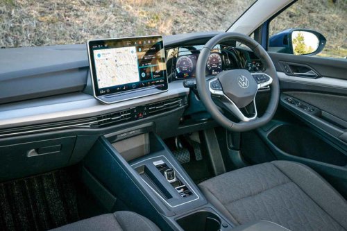 フォルクスワーゲン ゴルフ8.5がプラス1気筒で得たモノ。ふたつのパワートレーン、ハッチバック＆ヴァリアントで検証