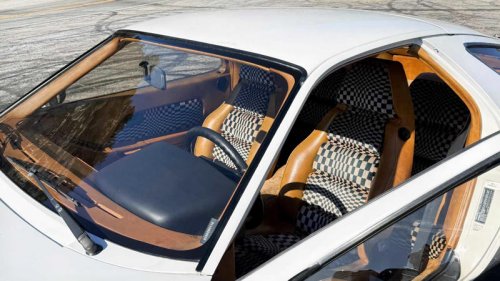 Porsche’s front-engine V8 that was meant to kill the 911