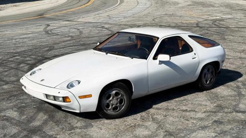 Porsche’s front-engine V8 that was meant to kill the 911