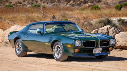 The muscle car that didn’t get the memo about downsizing