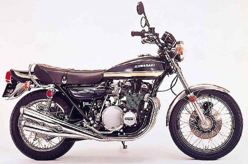 カワサキ「900SUPER4（Z1）」｜世界最速・戦国期に生まれ王座に君臨し続けた究極【KAWASAKI Z大全】
