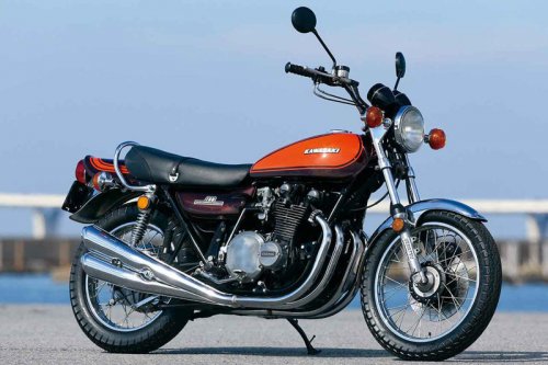 カワサキ「900SUPER4（Z1）」｜世界最速・戦国期に生まれ王座に君臨し続けた究極【KAWASAKI Z大全】