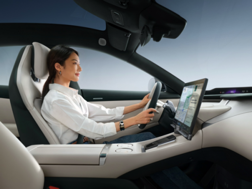 「フェラーリを連想させる」シャオミYU7 GT、外観だけでなく数値まで高性能車の領域へ